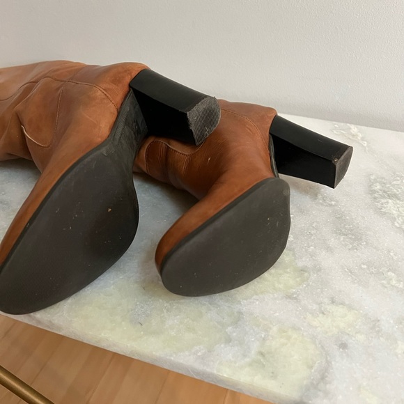 SOLD  Aldo genuine leather boots - Picture 4 of 4